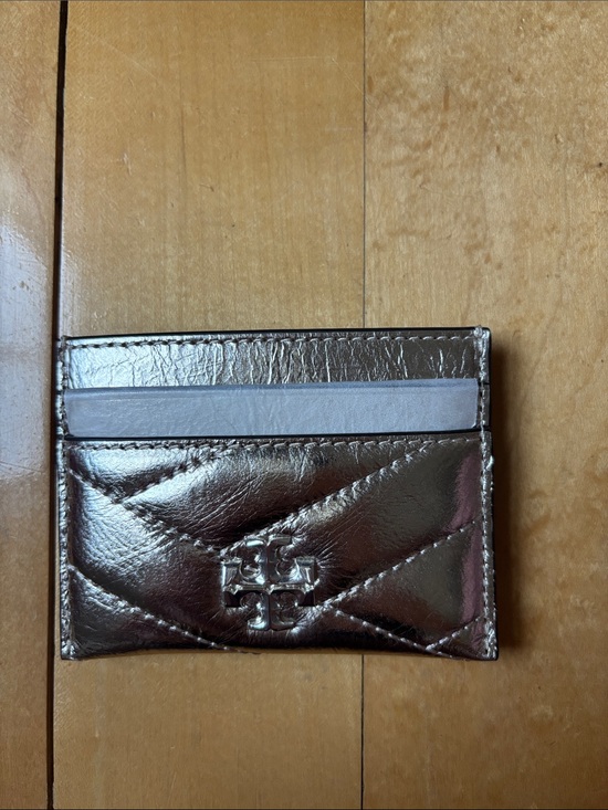 Tory Burch Handbags - Tory Burch Metallic Quilted Card Case - Silver